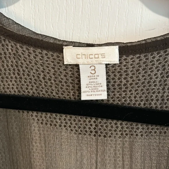 Chico’s Topper - Picture 7 of 7